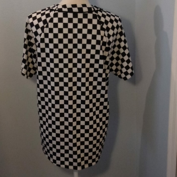 Checkered Jersey - Picture 2 of 3